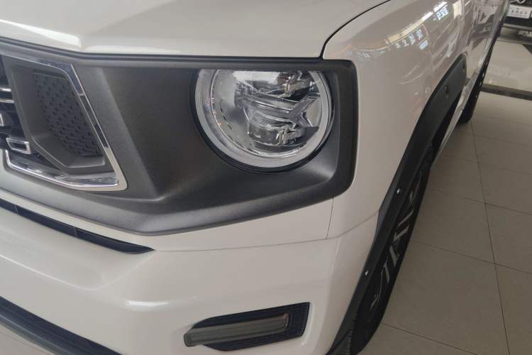 Used Haval H Dog 2023 2.0T Two-Wheel Drive Chaoye Version Plus Left Front Headlight