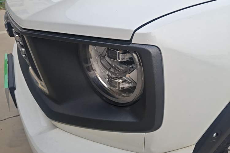 Used Haval H Dog 2023 2.0T Two-Wheel Drive Chaoye Version Plus Left Front Headlight