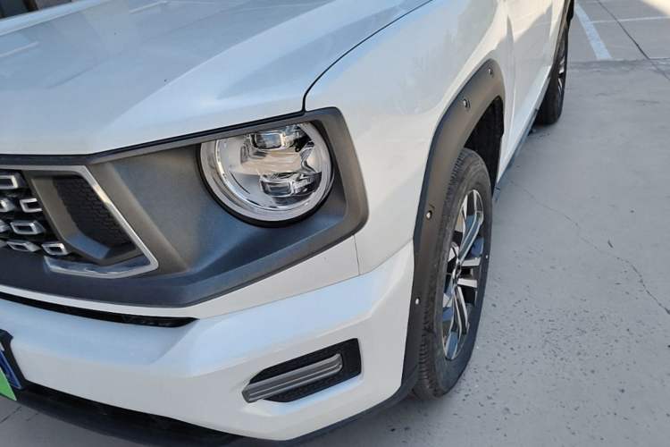 Used Haval H Dog 2023 2.0T All-Wheel-Drive Chaoye Plus Left Front Headlight