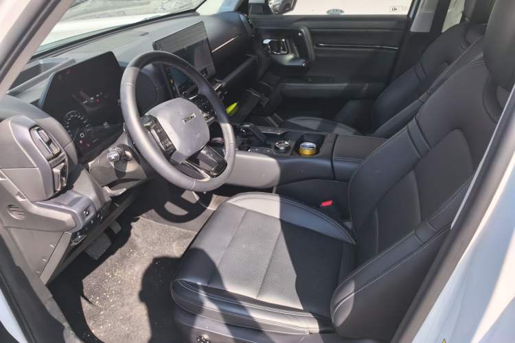 Used Haval H Dog 2023 2.0T Two-Wheel Drive Chaoye Version Plus Left Front Seat