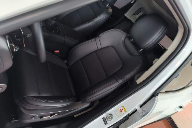 Used Haval H Dog 2023 1.5T Two-Wheel Drive Chao Ye Version Plus Left Front Seat