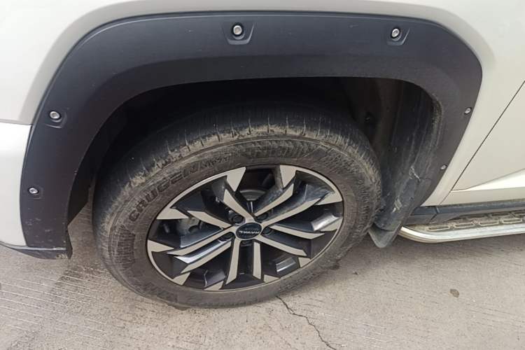 Used Haval H Dog 2023 2.0T Two-Wheel Drive Chaoye Version Plus Left Front Wheel Hub