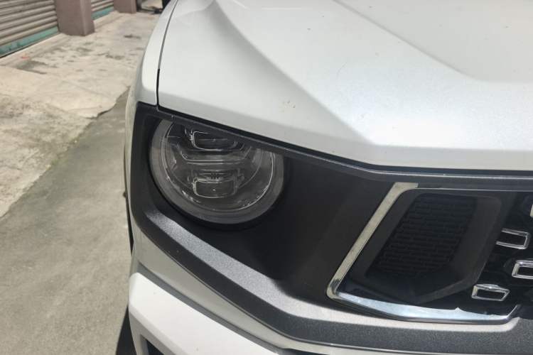 Used Haval H Dog 2023 2.0T All-Wheel-Drive Chaoye Plus Right Front Headlight