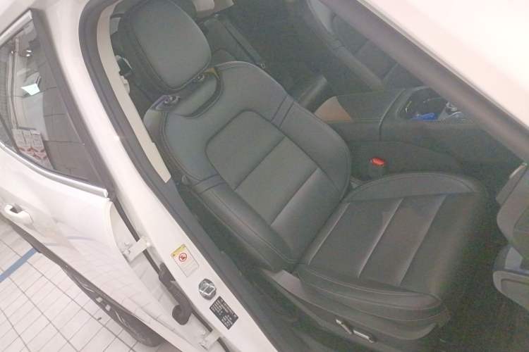 Used Haval H Dog 2023 1.5T Two-Wheel Drive Chao Ye Version Plus Right Front Seat