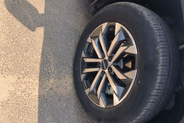 Used Haval H Dog 2023 2.0T All-Wheel-Drive Chaoye Plus Right Front Wheel Hub