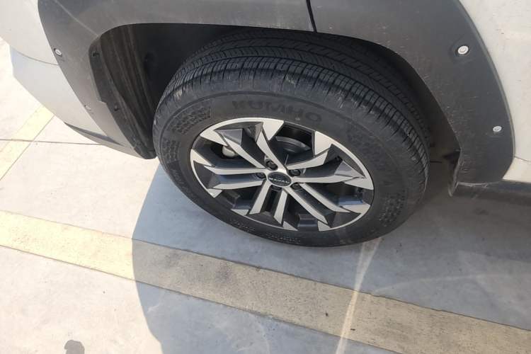 Used Haval H Dog 2023 1.5T Two-Wheel Drive Chao Ye Version Plus Right Rear Wheel Hub