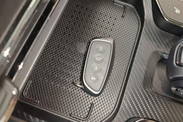 Used Haval H Dog 2023 2.0T Two-Wheel Drive Chaoye Version Plus Vehicle Key