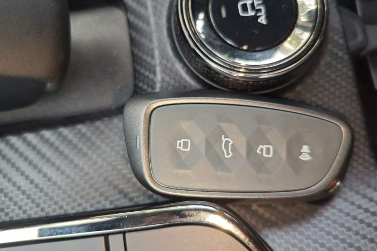Used Haval H Dog 2023 2.0T Two-Wheel Drive Chaoye Version Plus Vehicle Key