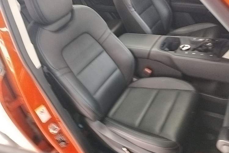 Used Haval H Dog 2023 2.0T Two-Wheel Drive Chaoye Version Plus Right Front Seat