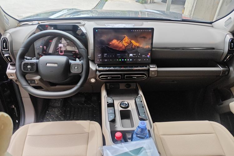 Used Haval H Dog 2026 Model 2.0T Trendy Wilderness Edition Center Console
