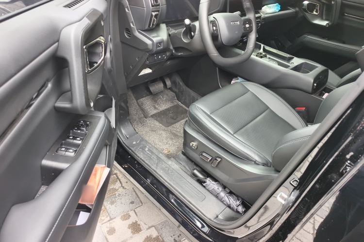 Used Haval H Dog 2026 Model 2.0T All-Wheel-Drive Trendy Wilderness Edition Driver Seat
