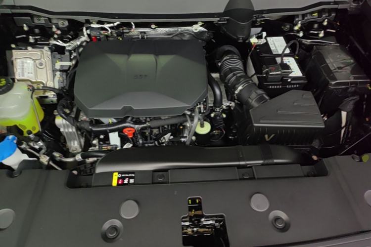 Used Haval H Dog 2026 Model 2.0T Trendy Wilderness Edition Engine Bay