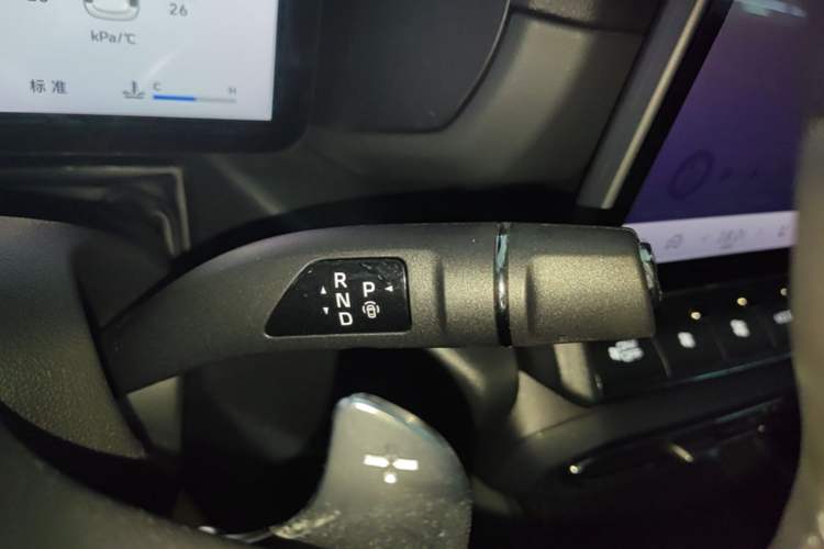 Used Haval H Dog 2026 Model 2.0T Trendy Wilderness Edition Gear Lever