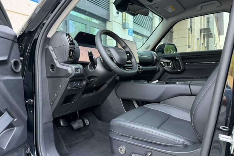 Used Haval H Dog 2026 Model 2.0T All-Wheel-Drive Trendy Wilderness Edition Interior 2