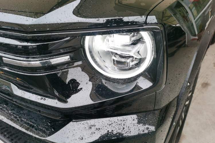 Used Haval H Dog 2026 Model 2.0T Trendy Wilderness Edition Left Front Headlight