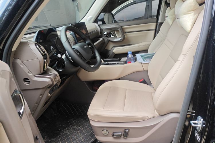 Used Haval H Dog 2026 Model 2.0T Trendy Wilderness Edition Left Front Seat