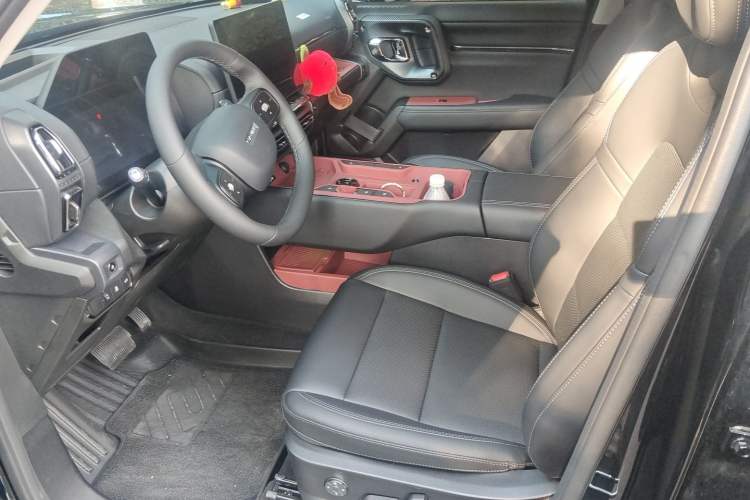 Used Haval H Dog 2026 Model 2.0T Trendy Wilderness Edition Left Front Seat
