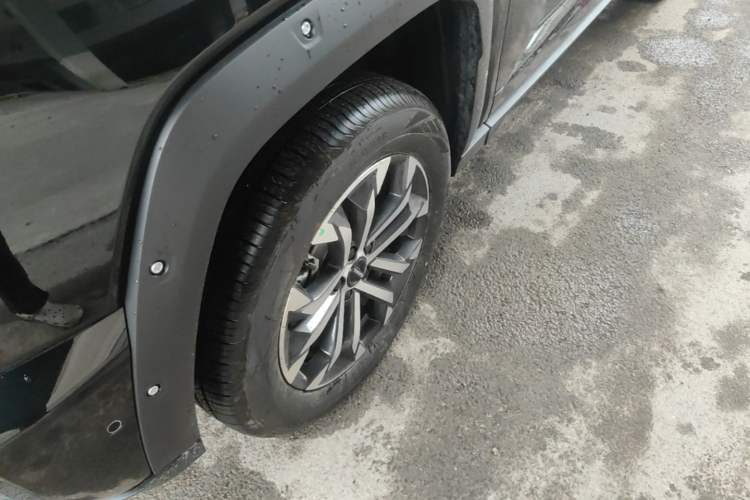 Used Haval H Dog 2026 Model 2.0T Trendy Wilderness Edition Left Front Wheel Hub