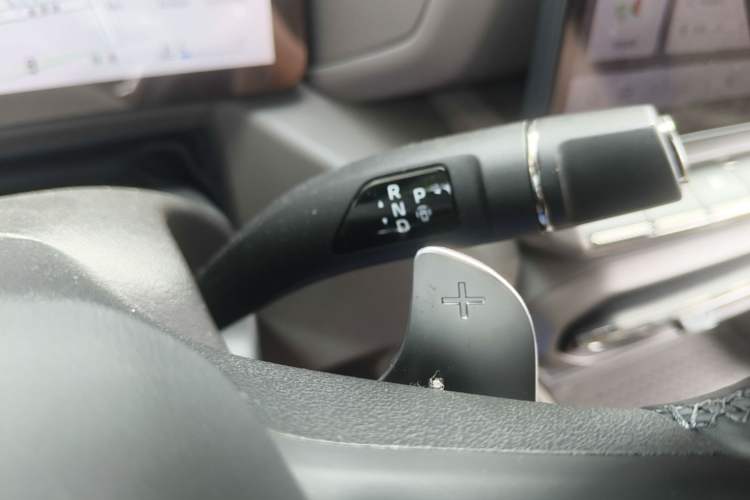 Used Haval H Dog 2026 Model 2.0T All-Wheel-Drive Trendy Wilderness Edition Gear Lever