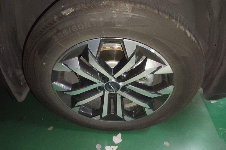 Used Haval H Dog 2026 Model 1.5T Trendy Fun Edition Right Front Wheel Hub