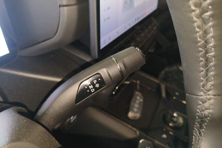 Used Haval H Dog 2026 Model 2.0T Trendy Wilderness Edition Gear Lever