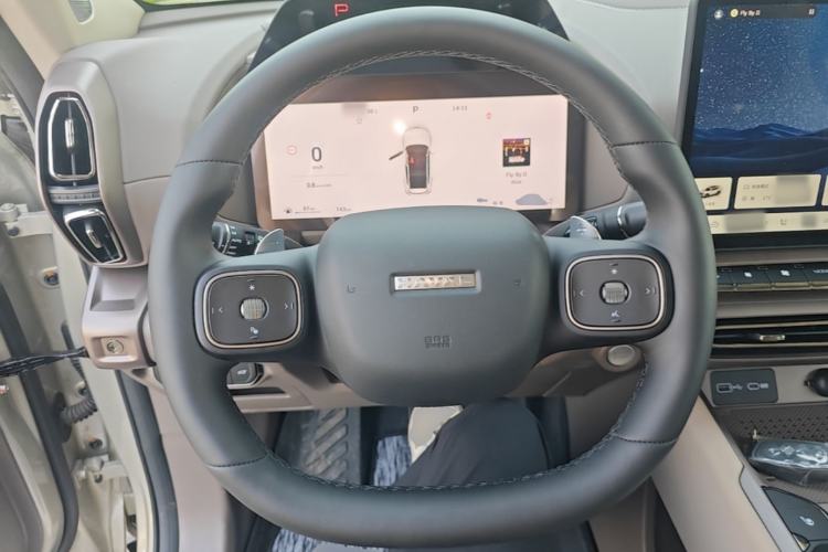 Used Haval H Dog 2026 Model 2.0T All-Wheel-Drive Trendy Wilderness Edition Steering Wheel