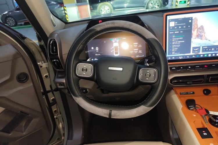 Used Haval H Dog 2026 Model 2.0T All-Wheel-Drive Trendy Wilderness Edition Steering Wheel