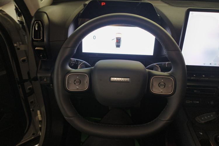 Used Haval H Dog 2026 Model 2.0T Trendy Wilderness Edition Steering Wheel