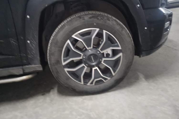 Used Haval H Dog New Energy 2023 DHT-PHEV 105km Tide Electric Version Plus Right Front Wheel Hub