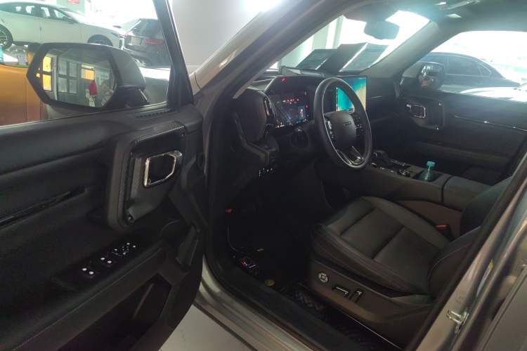 Used Haval H Dog New Energy 2023 DHT-PHEV 105km Tide Electric Version Plus Interior 3