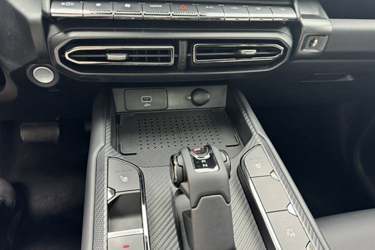Used Haval H Dog New Energy 2023 DHT-PHEV 105km Tide Electric Version Plus Interior 4