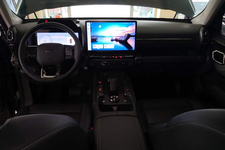 Used Haval H Dog New Energy 2023 DHT-PHEV 105km Tide Electric Version Plus Center Console