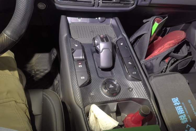 Used Haval H Dog New Energy 2023 DHT-PHEV 105km Tide Electric Version Plus Gear Lever