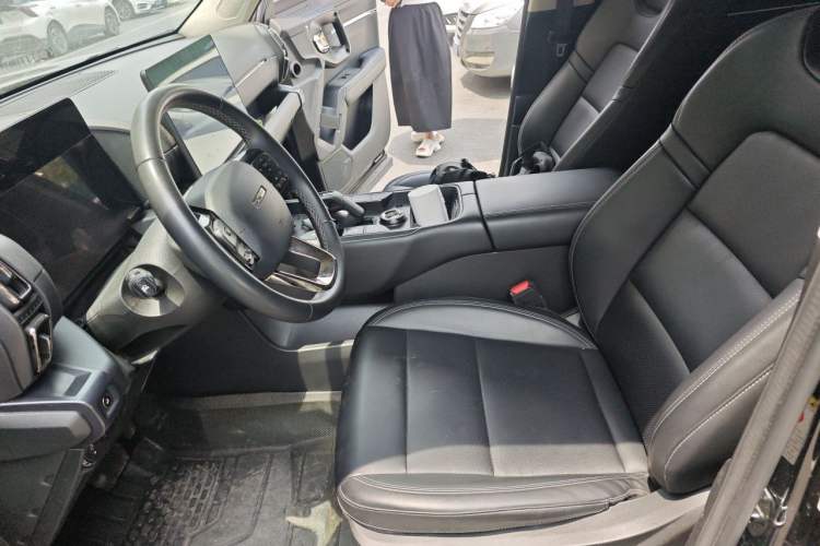 Used Haval H Dog New Energy 2023 DHT-PHEV 105km Tide Electric Version Plus Left Front Seat