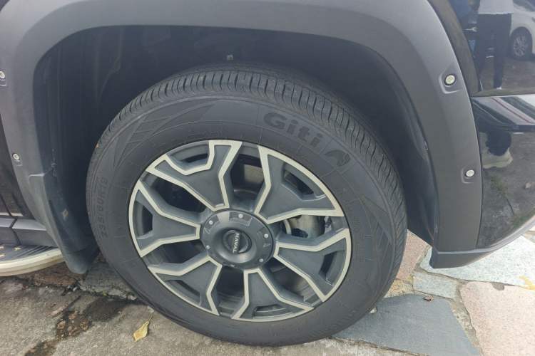 Used Haval H Dog New Energy 2023 DHT-PHEV 105km Tide Electric Version Plus Right Front Wheel Hub