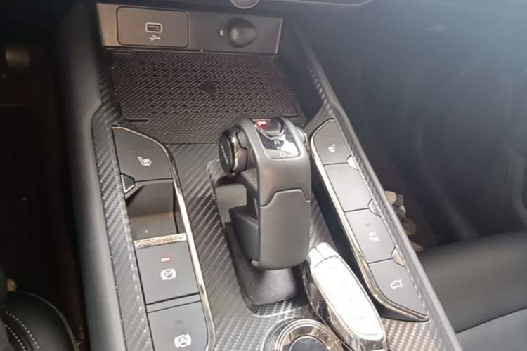 Used Haval H Dog New Energy 2023 DHT-PHEV 105km Tide Electric Version Plus Gear Lever