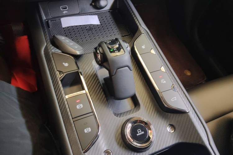 Used Haval H Dog New Energy 2023 DHT-PHEV 105km Tide Electric Version Plus Gear Lever