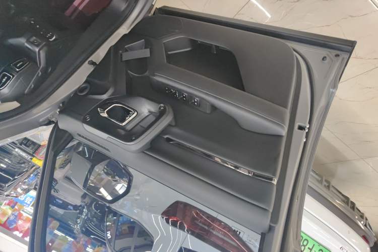 Used Haval H Dog New Energy 2023 DHT-PHEV 105km Trend Electric Edition Left Front Door Interior