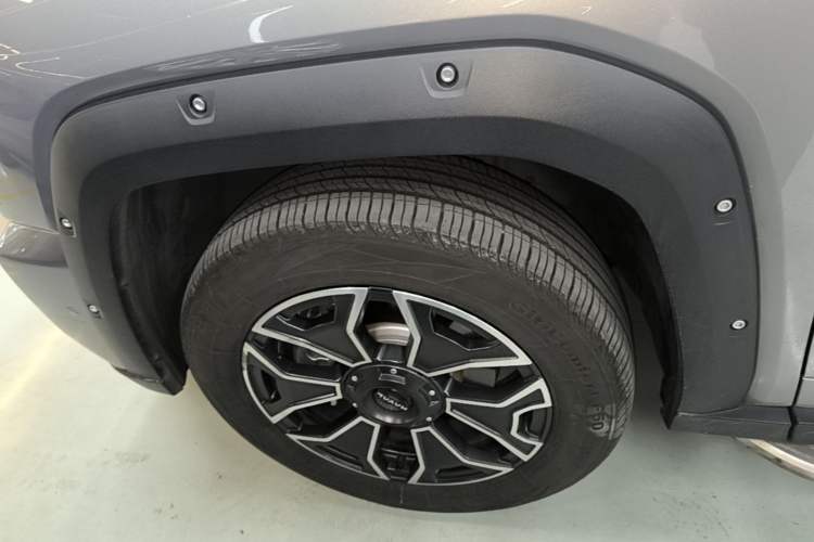 Used Haval H Dog New Energy 2023 DHT-PHEV 105km Tide Electric Version Plus Left Front Wheel Hub