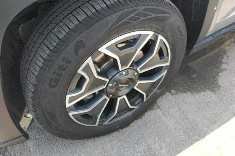 Used Haval H Dog New Energy 2023 DHT-PHEV 105km Tide Electric Version Plus Left Front Wheel Hub