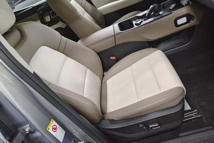 Used Haval H Dog New Energy 2023 DHT-PHEV 105km Tide Electric Version Plus Right Front Seat