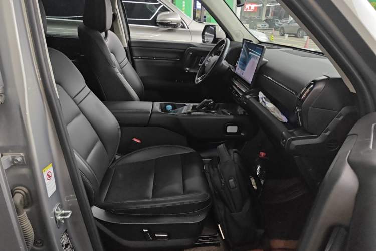 Used Haval H Dog New Energy 2023 DHT-PHEV 105km Tide Electric Version Plus Right Front Seat