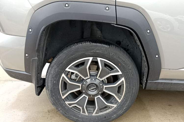 Used Haval H Dog New Energy 2023 DHT-PHEV 105km Tide Electric Version Plus Right Rear Wheel Hub