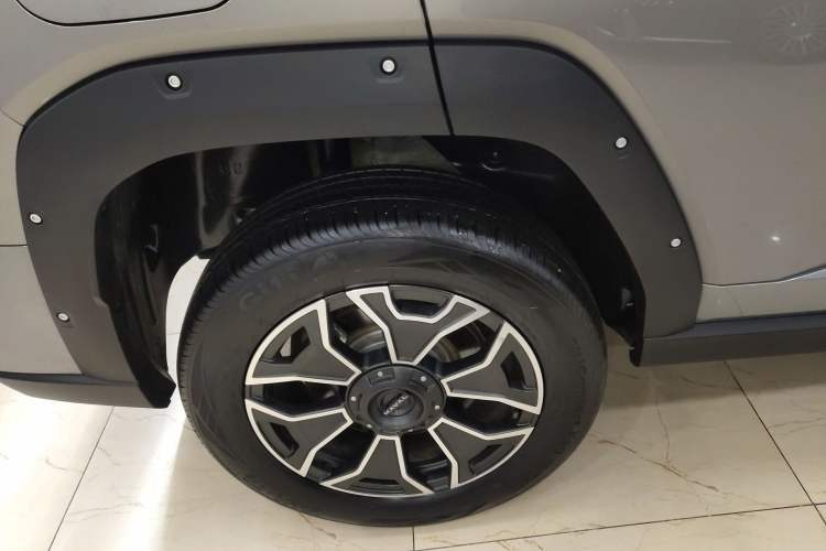 Used Haval H Dog New Energy 2023 DHT-PHEV 105km Trend Electric Edition Right Rear Wheel Hub