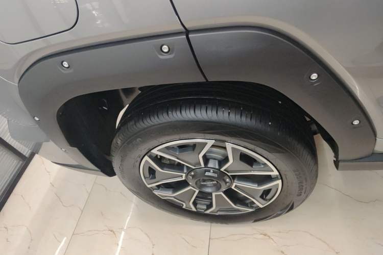 Used Haval H Dog New Energy 2023 DHT-PHEV 105km Trend Electric Edition Right Rear Wheel Hub