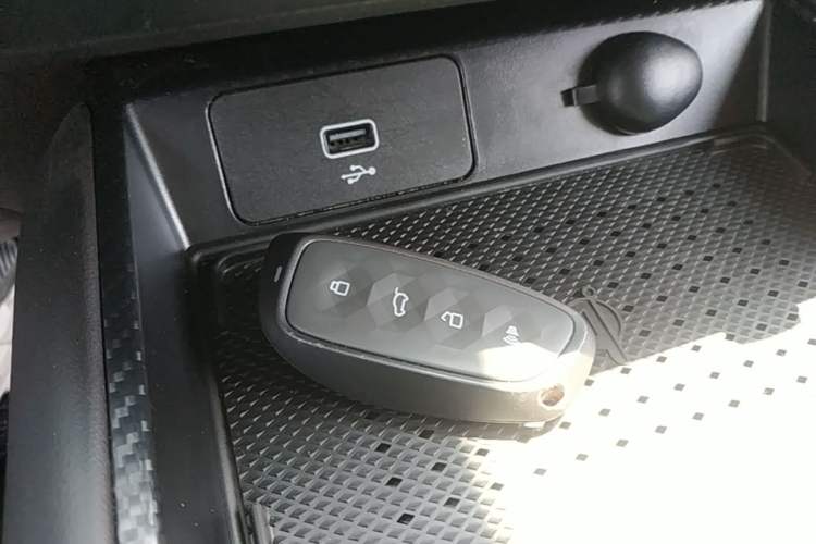 Used Haval H Dog New Energy 2023 DHT-PHEV 105km Tide Electric Version Plus Vehicle Key