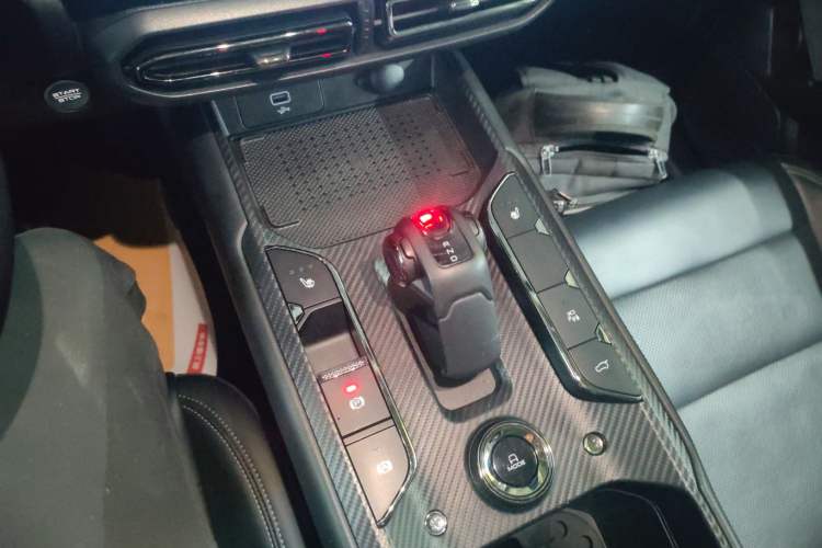 Used Haval H Dog New Energy 2023 DHT-PHEV 105km Tide Electric Version Plus Gear Lever
