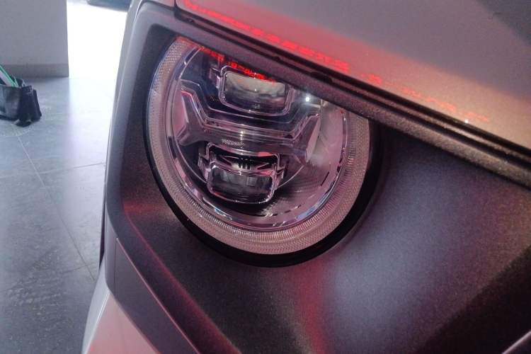 Used Haval H Dog New Energy 2023 DHT-PHEV 105km Tide Electric Version Plus Right Front Headlight