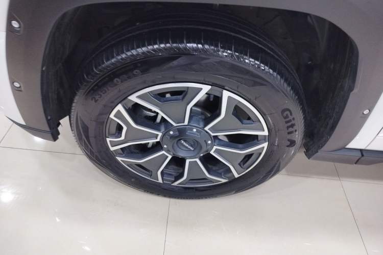 Used Haval H Dog New Energy 2023 DHT-PHEV 105km Tide Electric Version Plus Left Front Wheel Hub