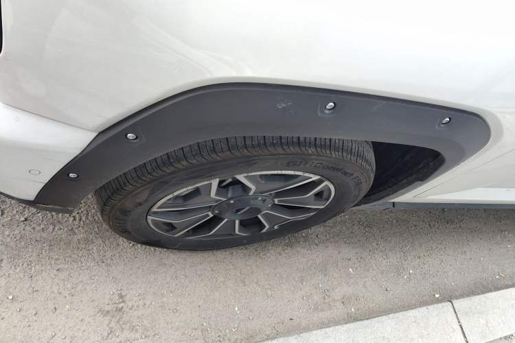 Used Haval H Dog New Energy 2023 DHT-PHEV 105km Tide Electric Version Plus Left Front Wheel Hub
